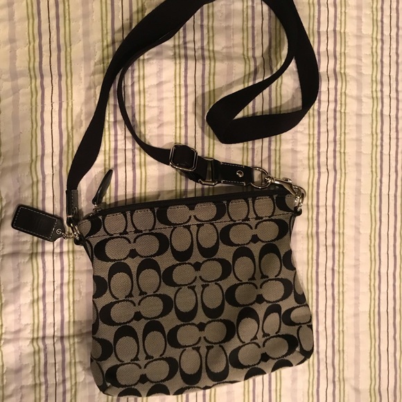 Coach Purse - Picture 5 of 5